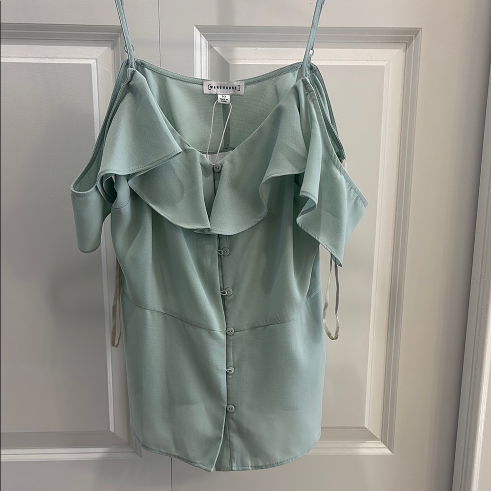 (5/$30 deal) 
Pastel Green/sea foam green Ruffled Top
